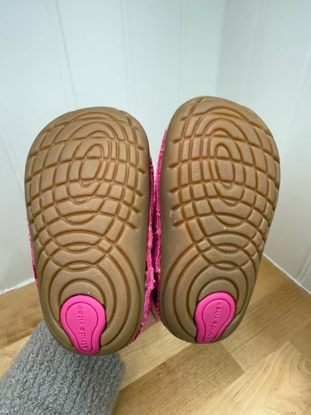 Stride Rite Girls' Pink Glitter Chelsea Boots Size 4M